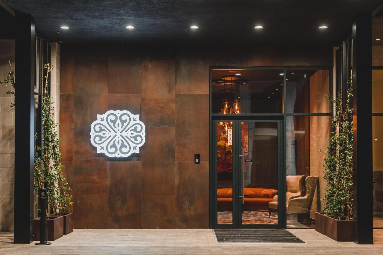 Signum Hotel 波德戈里察 外观 照片