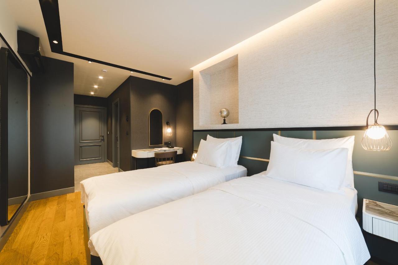 Signum Hotel 波德戈里察 外观 照片